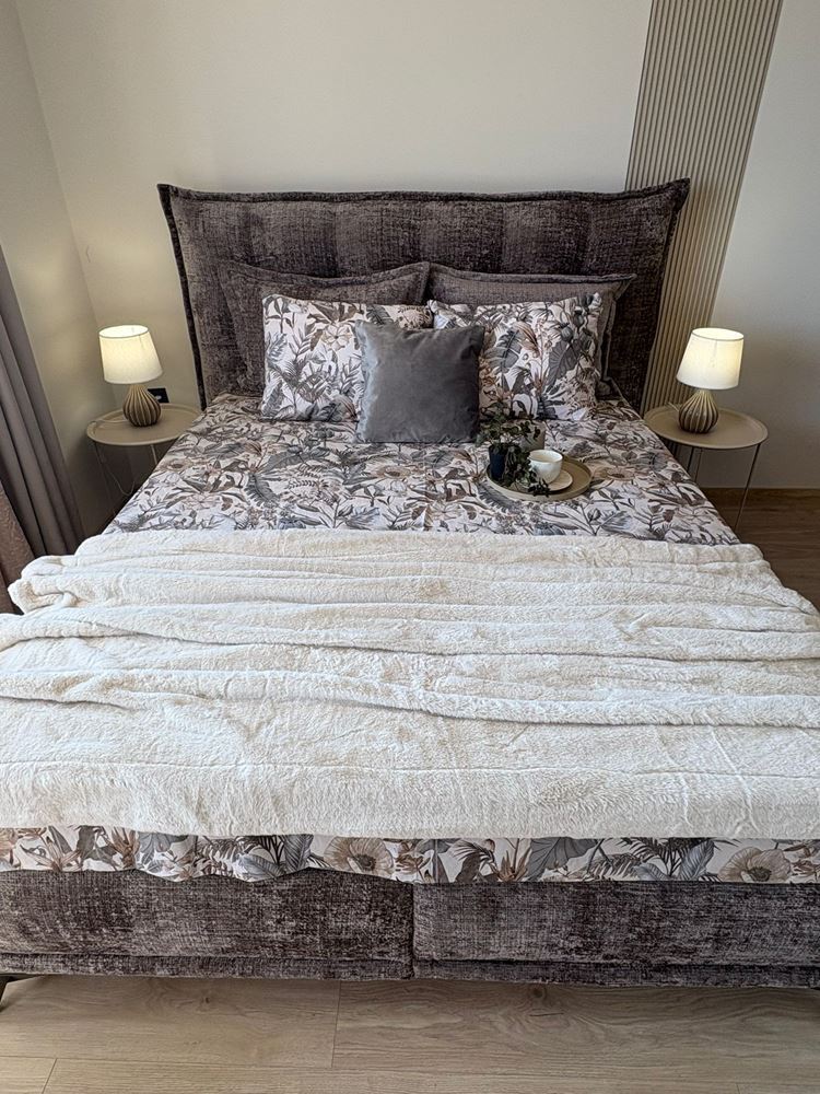 Zwei unabhängige Wohneinheiten mit Meerblick im Zentrum von Sveti Vlas – Designer-Interieur und eigener Parkplatz