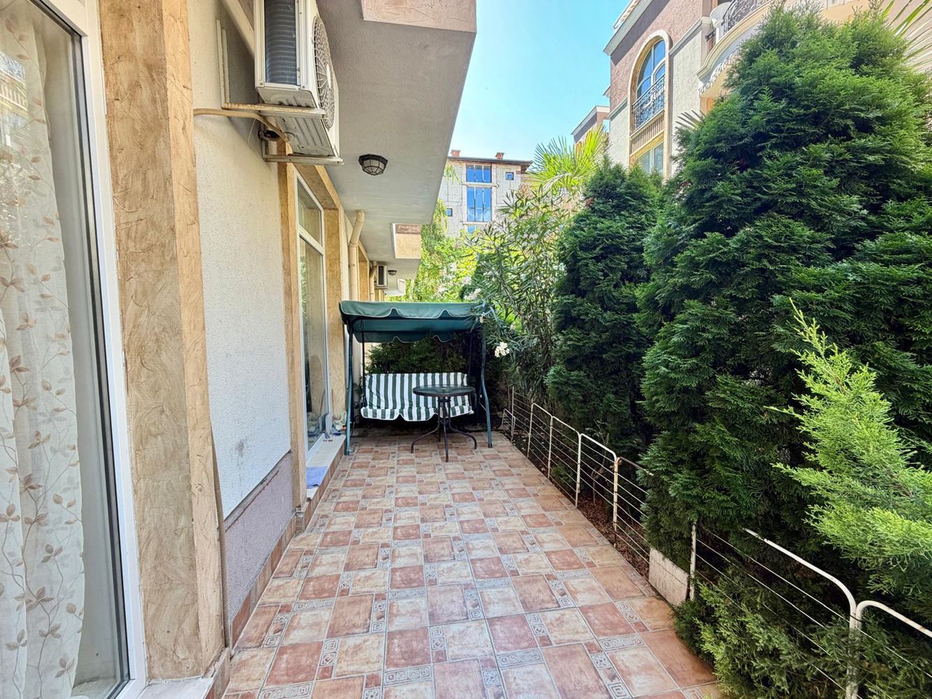 Zweizimmerwohnung mit eigenem Garten in Rawda – nur 200 m vom Meer entfernt