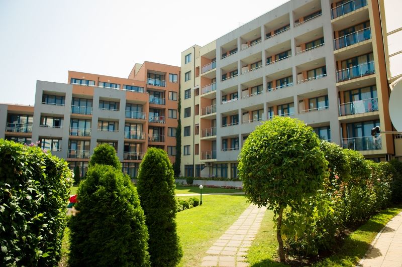 3-Zimmer-Wohnung in Sunny Beach – großzügiges Wohnen, Komfort und Unterhaltung in einer Ferienanlage