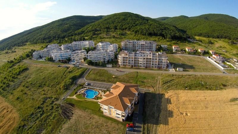 Kleine Zweizimmerwohnung mit direktem Zugang zum Pool – gemütliche Immobilie in einer Wohnanlage mit umfangreicher Infrastruktur nahe Sonnenstrand