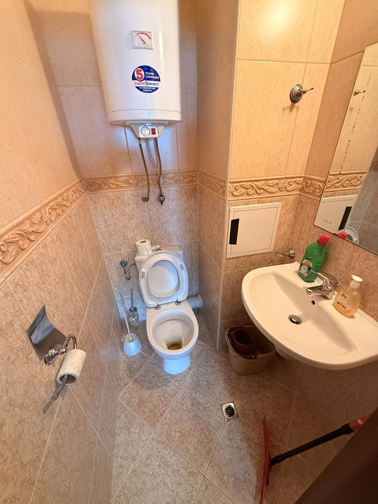 Drei-Zimmer-Wohnung in erster Meereslinie in Sveti Vlas – Komfort, Geräumigkeit und einzigartiger Meerblick
