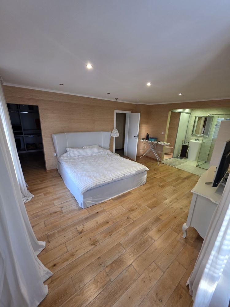 Nessebar: luxuriöse Wohnung mit zwei Schlafzimmern und Panoramablick auf das Meer – 183 m² Großzügigkeit, Komfort und Stil