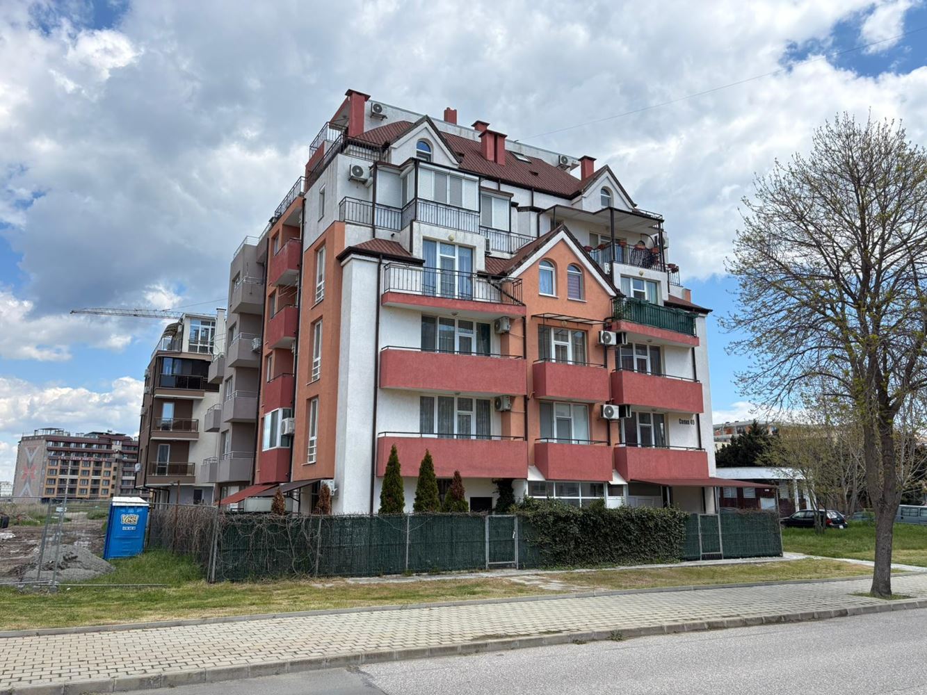 Geräumige Wohnung mit einem Schlafzimmer und Panoramablick auf die Salinen und das Meer in Pomorie