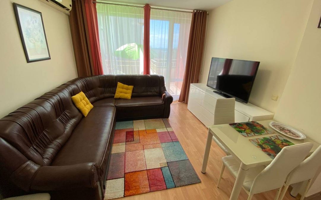 Geräumige Wohnung mit einem Schlafzimmer in einem modernen Komplex in Sonnenstrand – Komfort, Grünflächen und Annehmlichkeiten für Bewohner