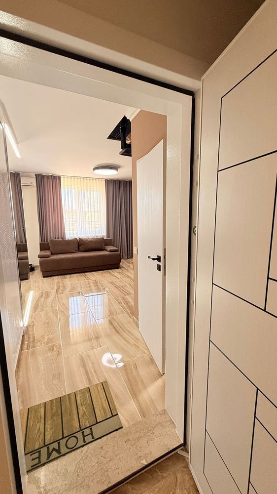 Luxuriöse Maisonette-Wohnung mit drei Schlafzimmern im Herzen von Sonnenstrand – Raum, Stil und Komfort auf zwei Ebenen