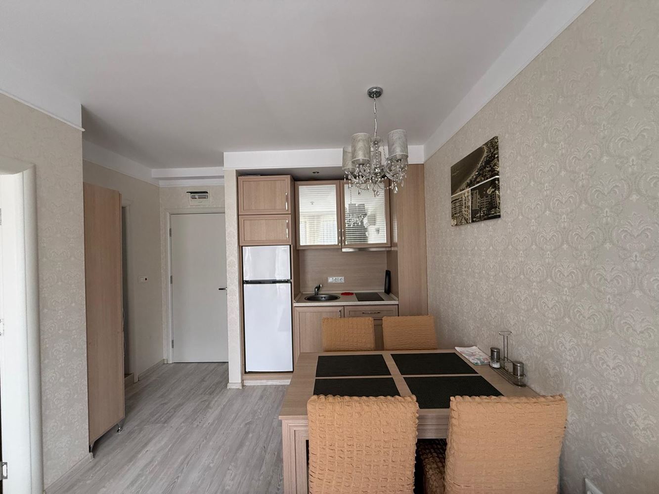 Wohnung mit einem Schlafzimmer in einer luxuriösen Anlage in Sonnenstrand mit beeindruckenden Swimmingpools und Erholungsbereichen