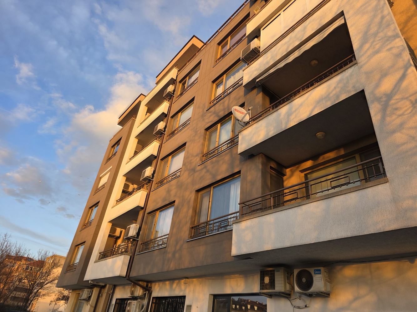Nessebar: luxuriöse Wohnung mit zwei Schlafzimmern und Panoramablick auf das Meer – 183 m² Großzügigkeit, Komfort und Stil