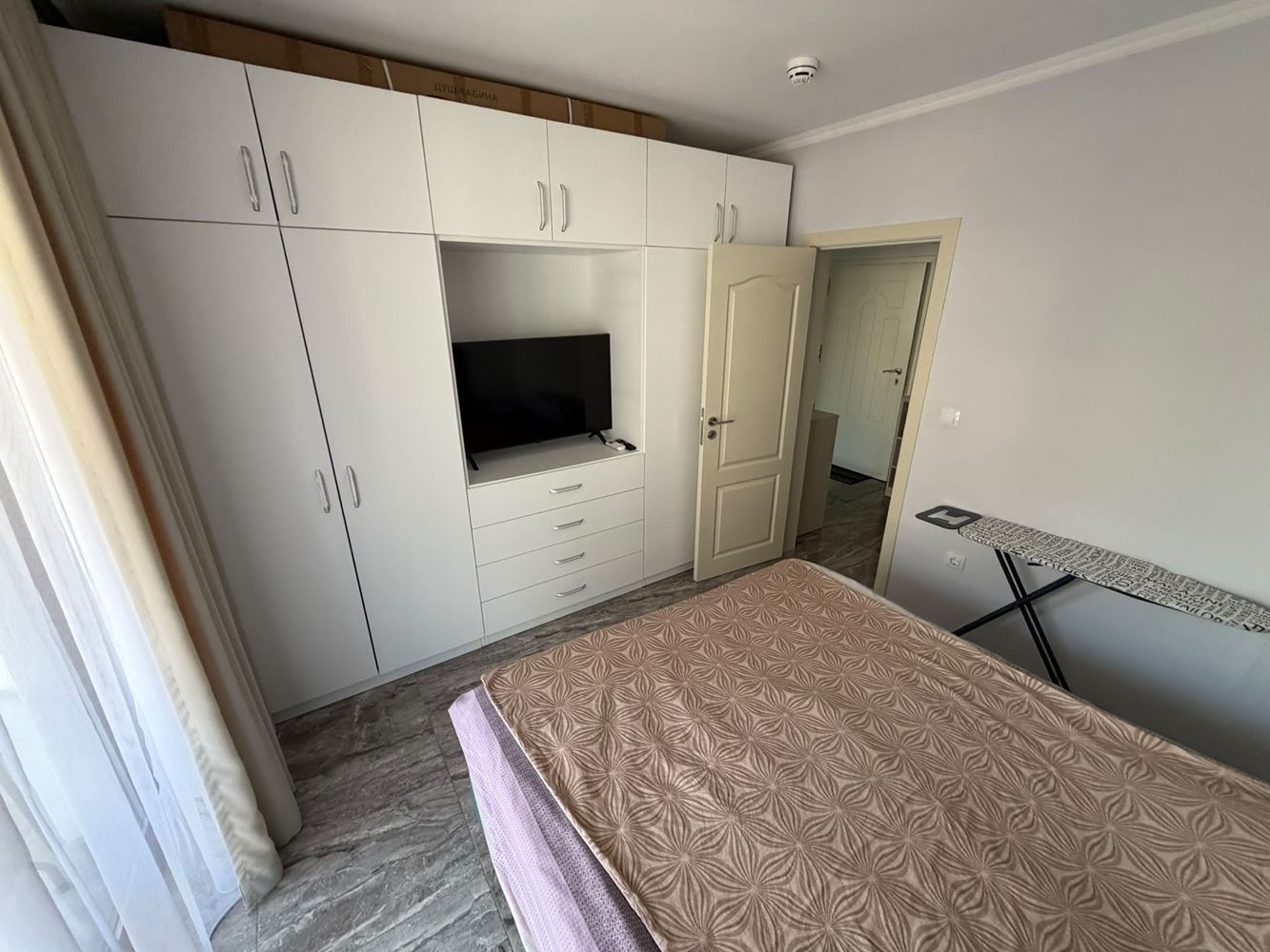 Zwei-Zimmer-Wohnung in erster Reihe am Meer in Nessebar – Komfort, Prestige und unvergleichlicher Meerblick