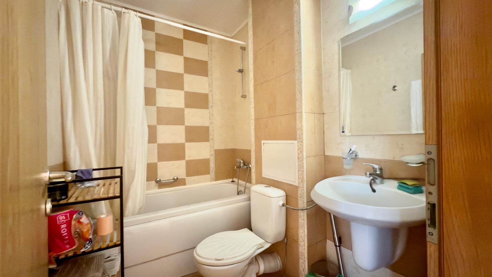 Geräumige Drei-Zimmer-Wohnung in einer luxuriösen Anlage in Sonnenstrand