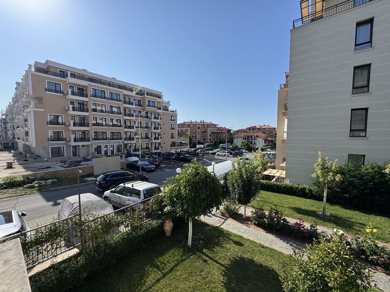 Wohnung mit einem Schlafzimmer in einer modernen Wohnanlage in Sveti Vlas – gemütliche bezugsfertige Immobilie