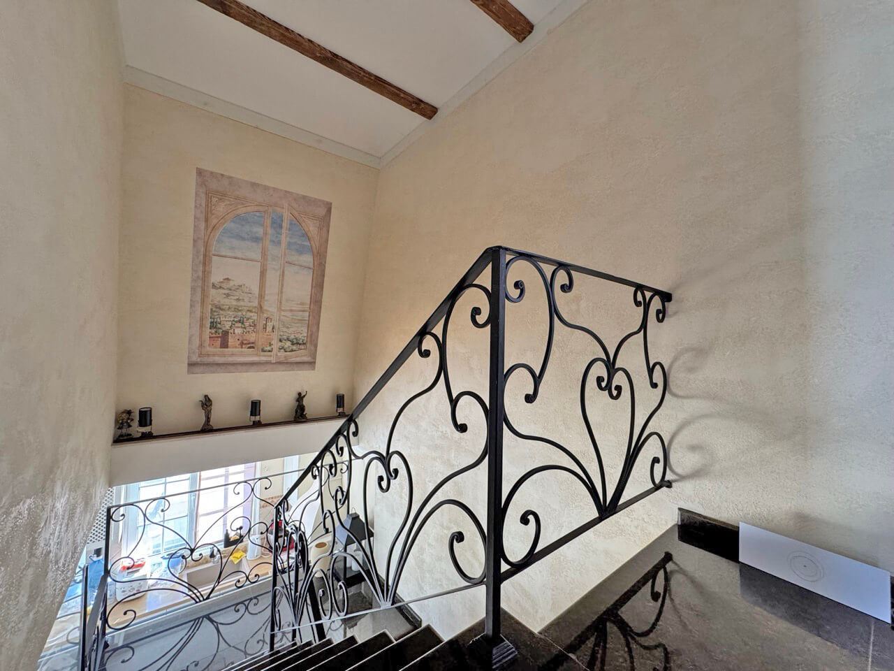 Luxuriöse Maisonette mit drei Schlafzimmern in Sonnenstrand – Großzügigkeit, Stil und Komfort. Niedrige Instandhaltungsgebühr!
