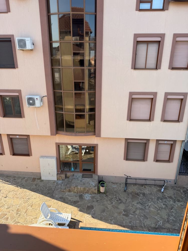 Gemütliche Wohnung mit einem Schlafzimmer in Ravda in einer Wohnanlage – bezugsfertig