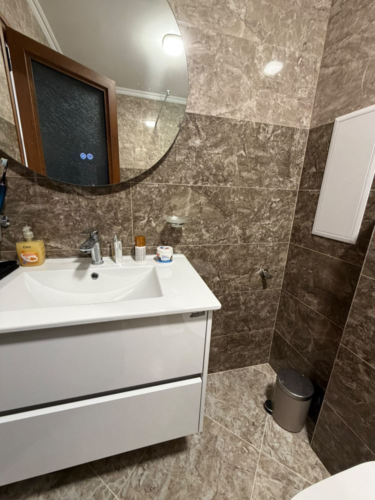 Luxuriöses Apartment mit zwei Schlafzimmern in einer neuen Wohnanlage nahe Sonnenstrand – Komfort, Sicherheit und hervorragende Investition
