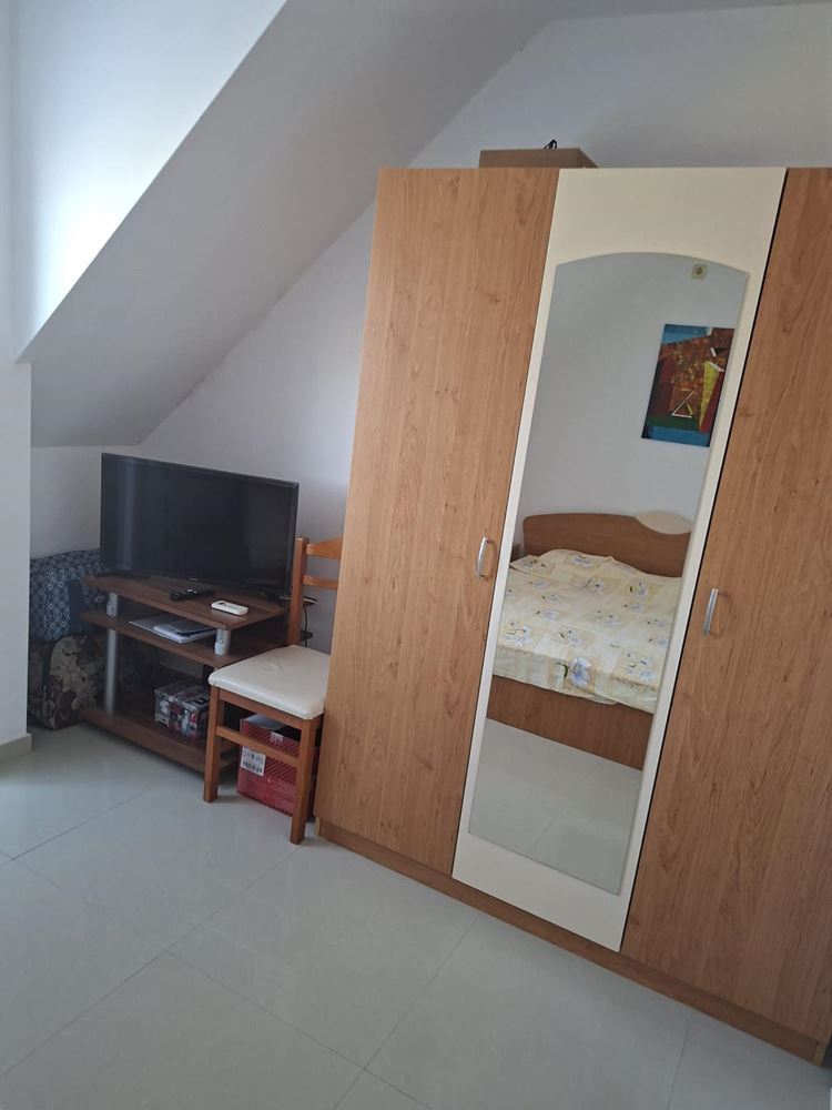 Panorama-2-Zimmer-Wohnung mit Meerblick in Ravda – bezugsfertig