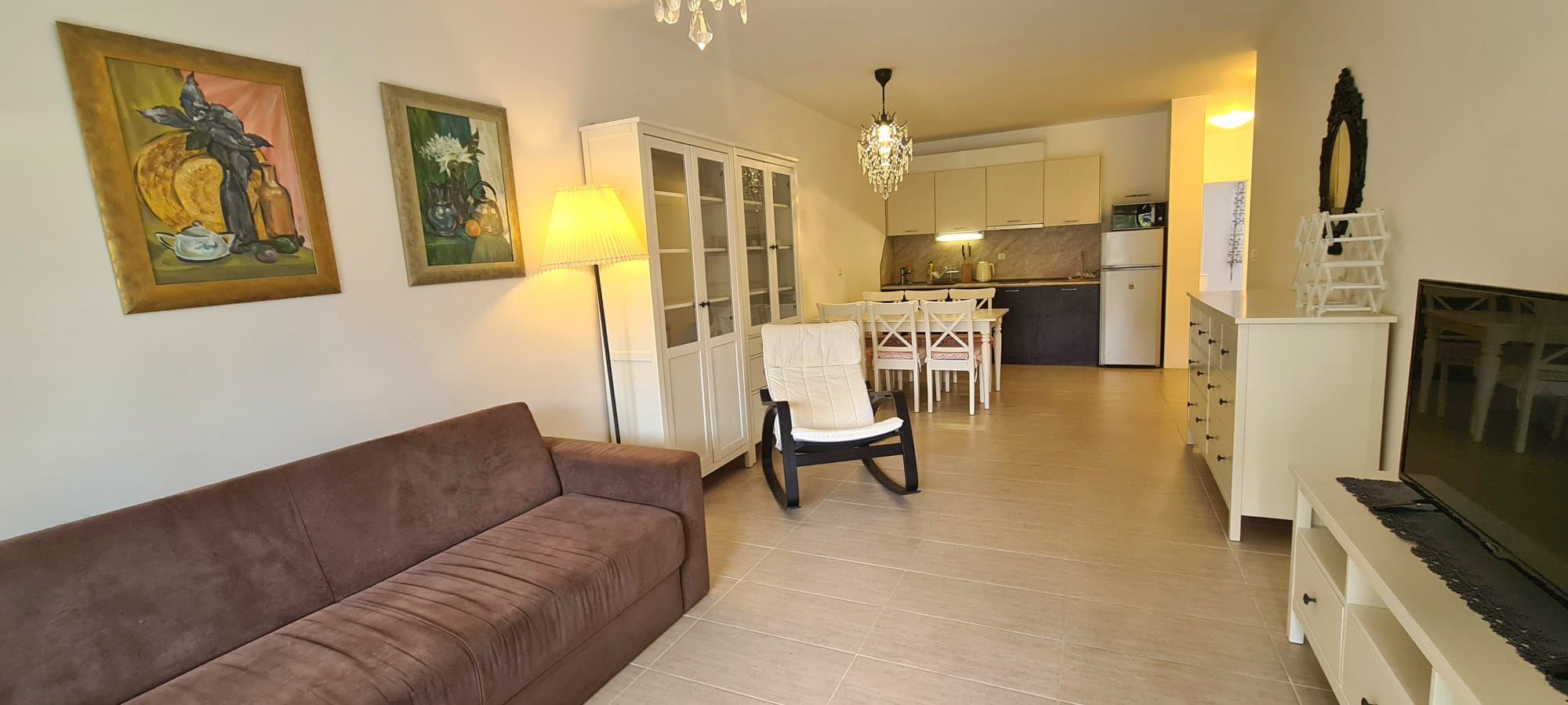 Luxuriöse Drei-Zimmer-Wohnung (Apartment mit zwei Schlafzimmern) in einem Elite-Komplex in Sosopol
