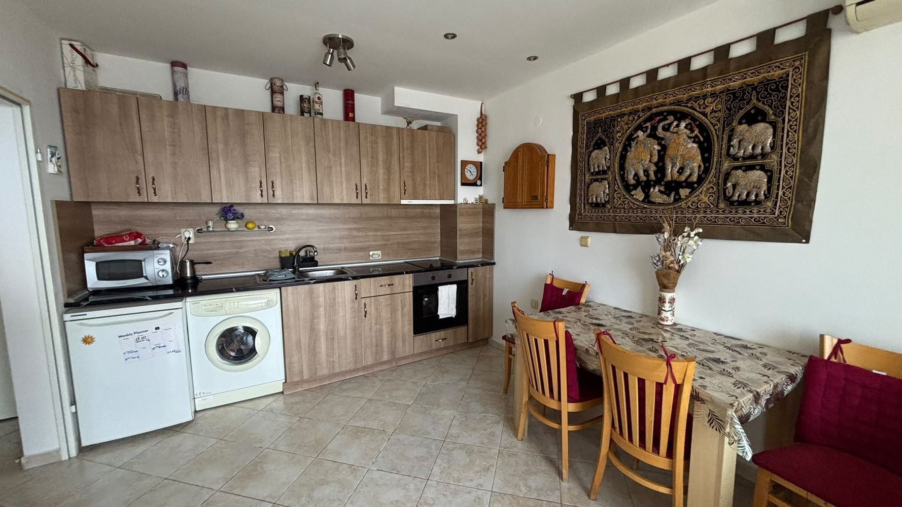 Wohnung mit einem Schlafzimmer und Meerblick in Sveti Vlas – ohne Instandhaltungsgebühr, mit Parkplatz, bezugsfertig