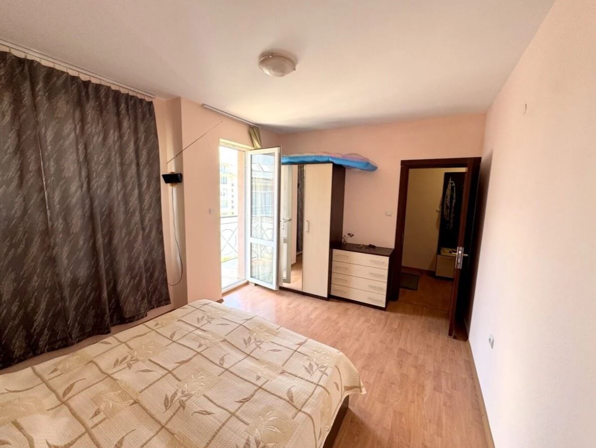 Geräumige Wohnung mit einem Schlafzimmer 200 Meter vom Meer entfernt in Ravda – komfortables Zuhause an der Küste