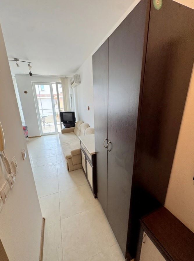 Studio 50 Meter vom Meer entfernt in Ravda – eine ausgezeichnete Gelegenheit für Ihr eigenes Zuhause am Meer und als Investition