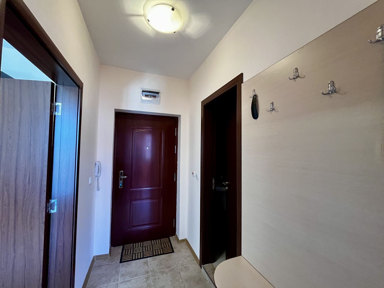 Meereskomfort und Ruhe nahe Nessebar! Möblierte Zweizimmerwohnung mit Blick auf den Pool in einer luxuriösen geschlossenen Wohnanlage