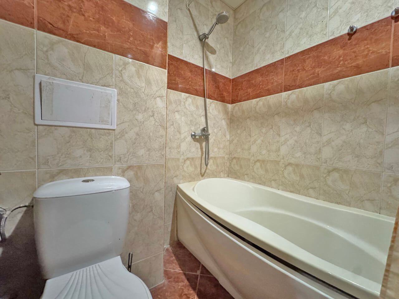 Zwei-Zimmer-Wohnung in einem Luxuskomplex in erster Meereslinie in Sveti Vlas