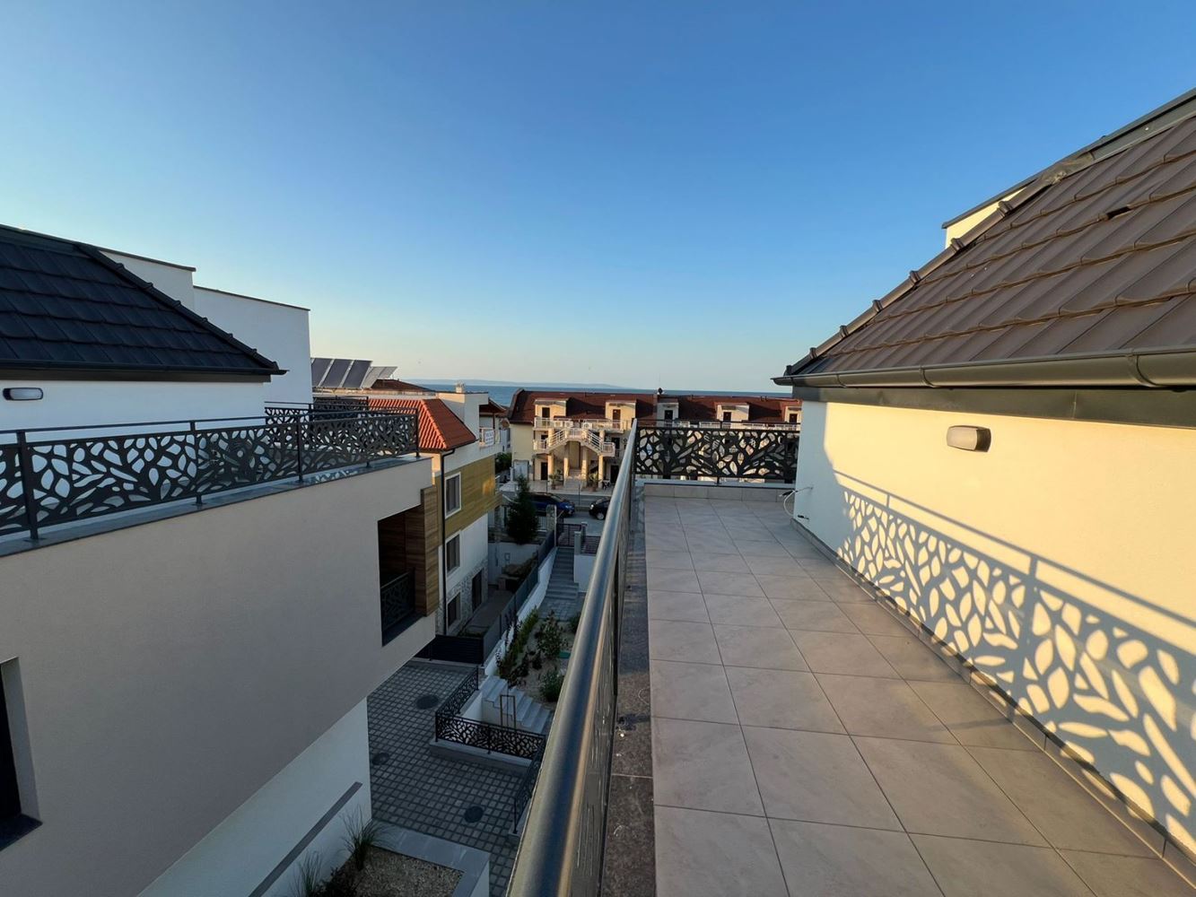3-Zimmer-Wohnung mit Panoramameerblick – nur wenige Meter vom Strand in Sozopol entfernt
