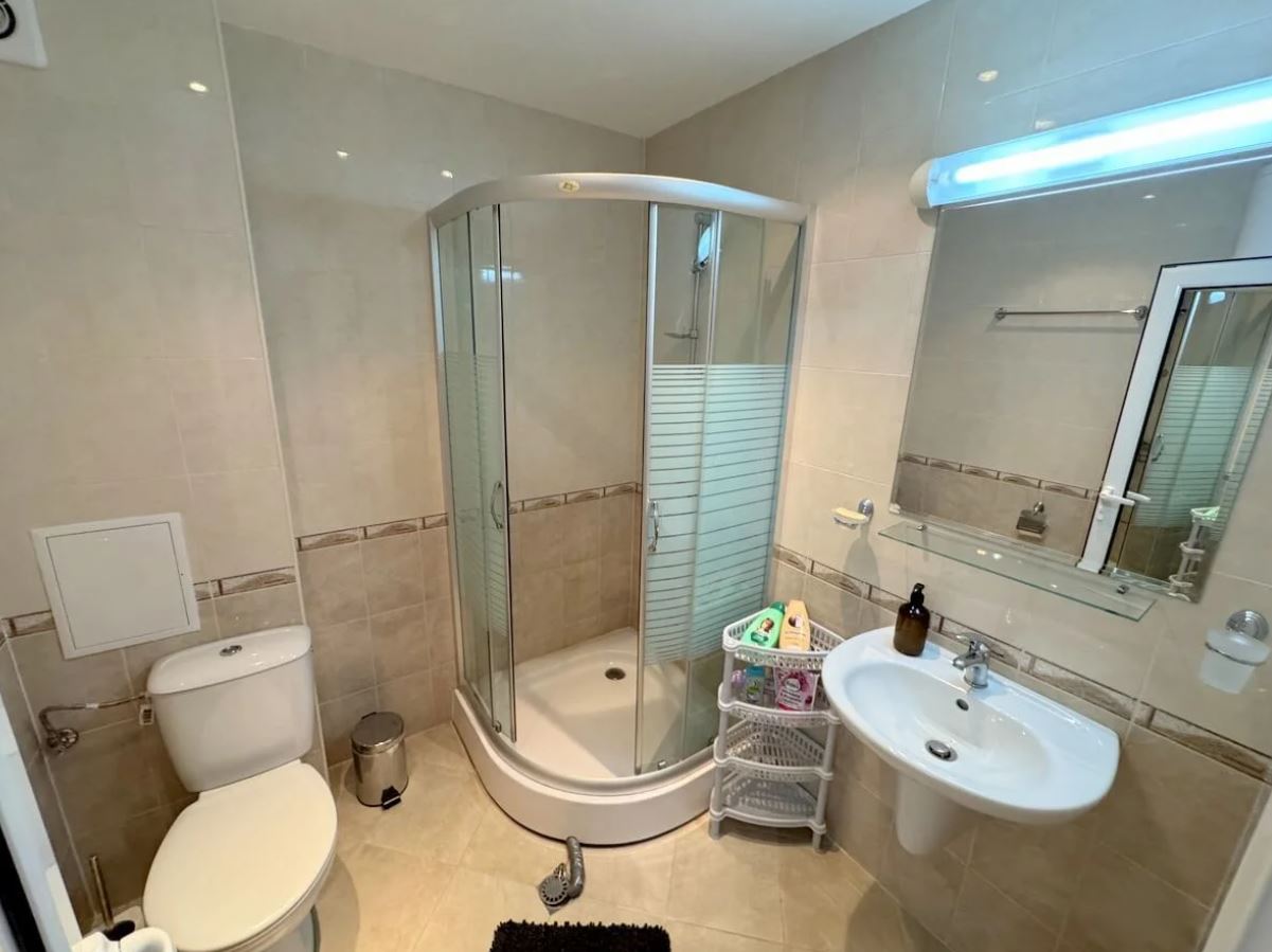 2-Zimmer-Wohnung in Sveti Vlas – Panoramablick und Komfort in einer geschlossenen Anlage
