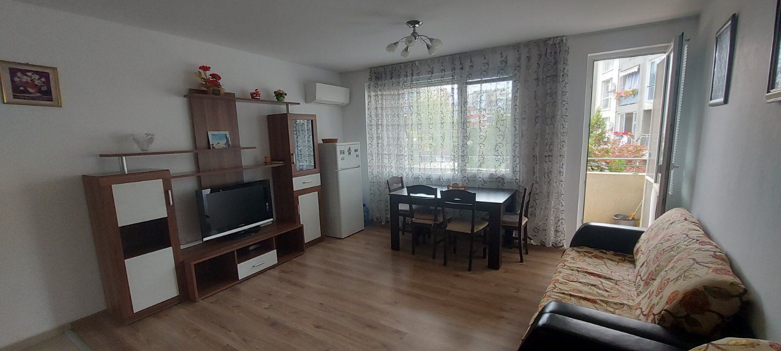 Wohnung mit einem Schlafzimmer in Sveti Vlas, niedrigen Instandhaltungskosten und ganzjähriger Nutzungsmöglichkeit