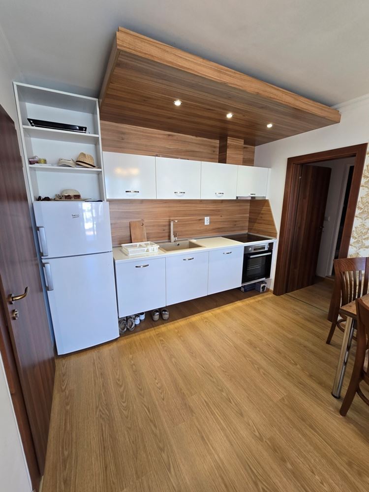 Sonnenstrand - Vollständig möblierte Wohnung mit zwei Balkonen und beeindruckender SPA-Infrastruktur