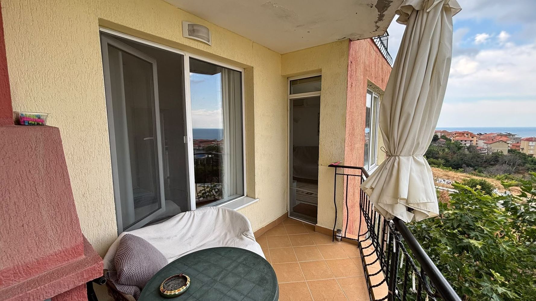 Wohnung mit einem Schlafzimmer und Meerblick in Sveti Vlas – ohne Instandhaltungsgebühr, mit Parkplatz, bezugsfertig