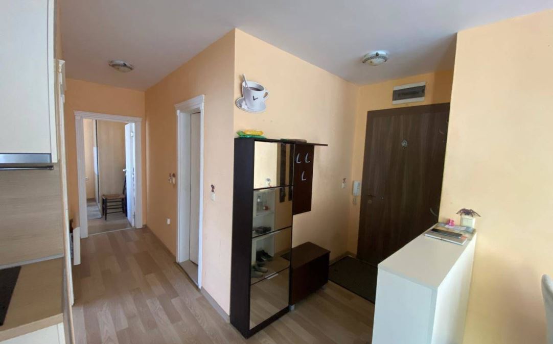 Zwei-Zimmer-Wohnung 50 Meter vom Strand in Ravda – modernes Gebäude, Komfort und ausgezeichnete Lage