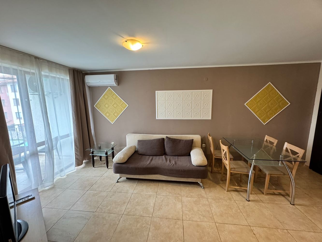 Zweizimmerwohnung mit Poolblick in Nessebar – Komfort, Meer und hervorragende Bedingungen für Urlaub und Investition