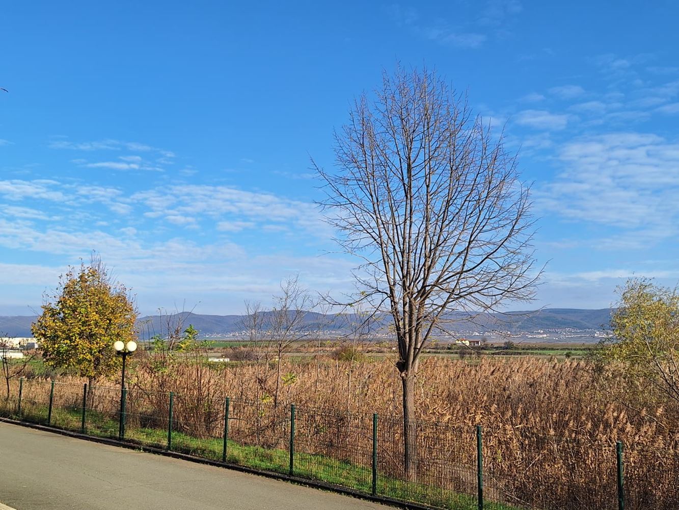 Geräumige Ein-Zimmer-Wohnung in einem luxuriösen Komplex mit Pools und Sporteinrichtungen