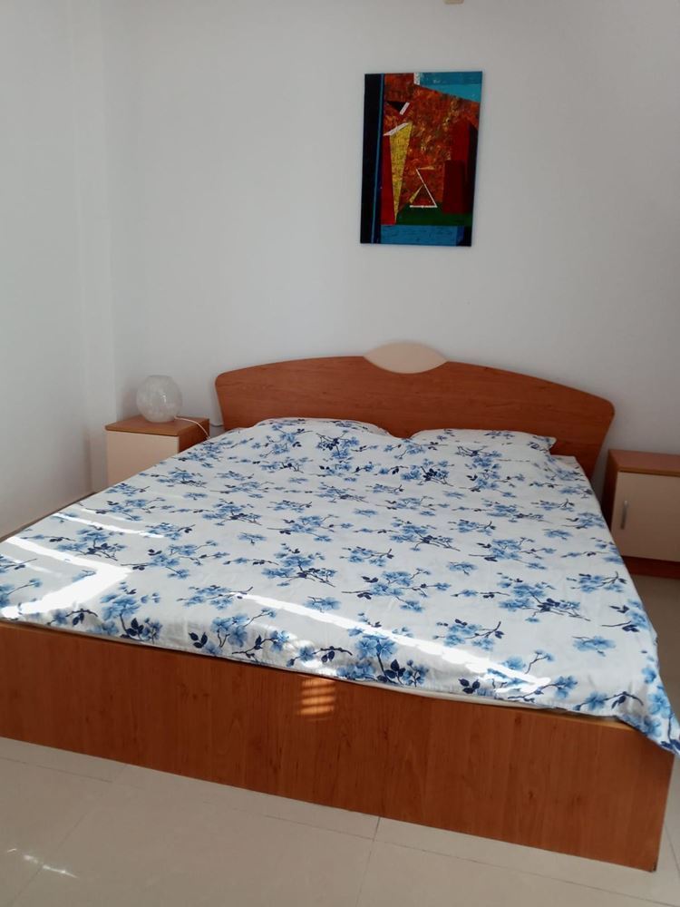 Panorama-2-Zimmer-Wohnung mit Meerblick in Ravda – bezugsfertig