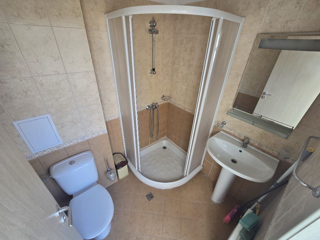 Geräumiges Maisonette-Apartment mit beeindruckender Fläche und ausgezeichneter Lage in Zarewo – nur wenige Meter vom Meer entfernt