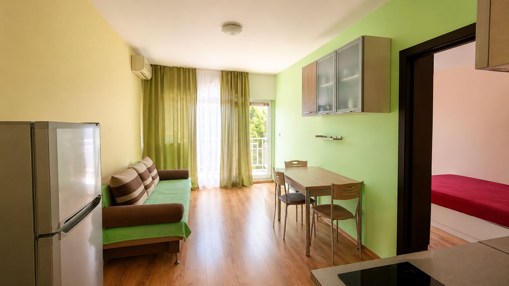 Wohnung mit einem Schlafzimmer in Sunny Beach – Ruhe, Grün und Komfort im Herzen des Resorts