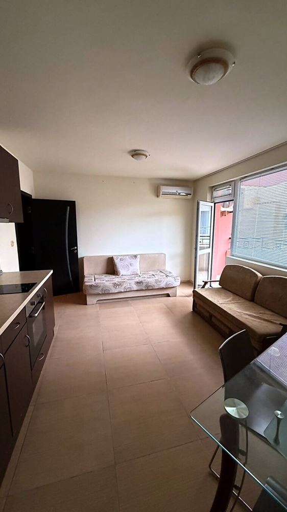 Großzügige Zweizimmerwohnung mit zwei Terrassen in Sveti Vlas – vollständig möbliert und sofort bezugsfertig
