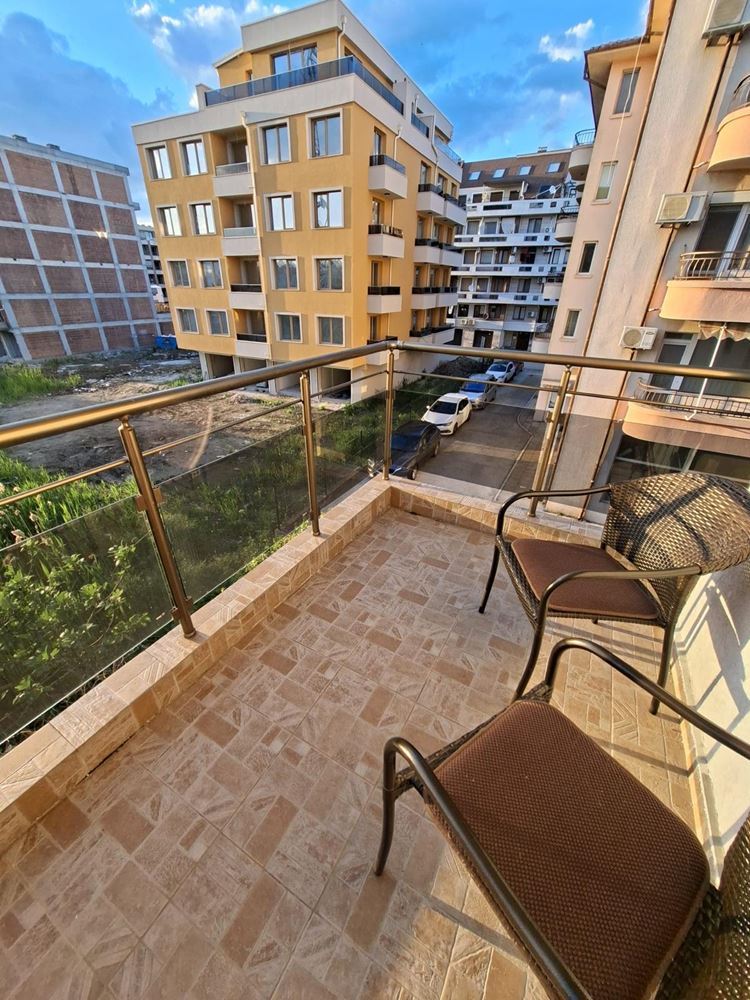 Geräumiges und vollständig möbliertes Studio in Pomorie – nur 300 Meter vom Meer entfernt