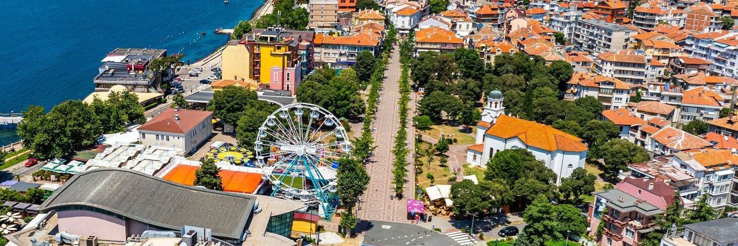 Geräumige 3-Zimmer-Wohnung mit teilweisem Meerblick – ausgezeichnete Lage nahe dem Zentrum und dem Strand