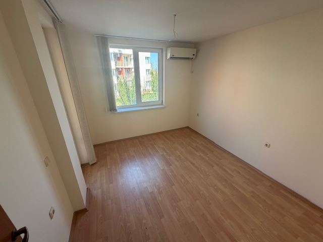 Geräumige Einzimmerwohnung in einer grünen Oase in Sonnenstrand – ideal für Urlaub und Investition