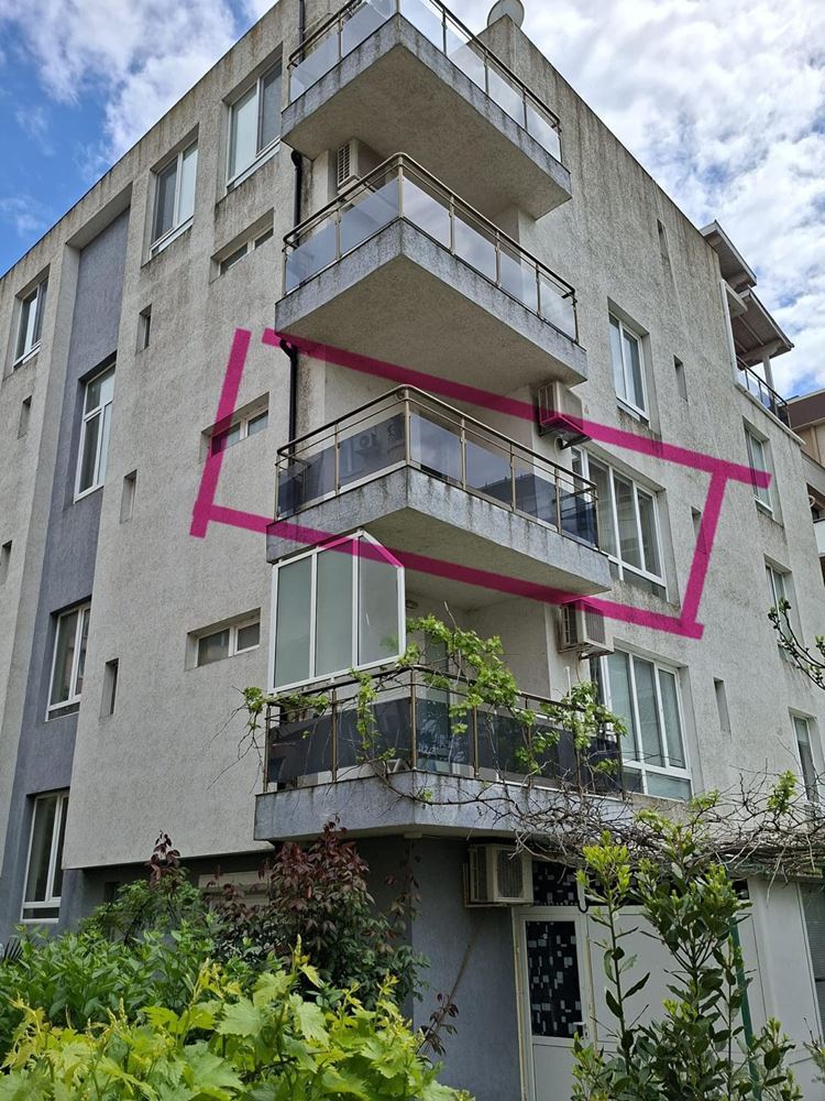 Geräumiges und vollständig möbliertes Studio in Pomorie – nur 300 Meter vom Meer entfernt