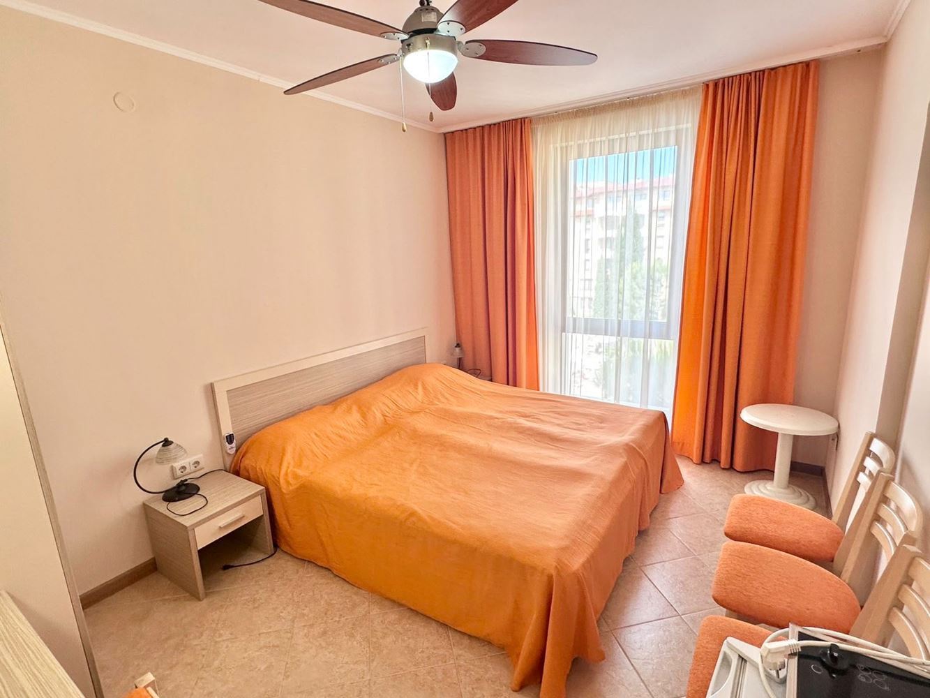 Großzügige 3-Zimmer-Wohnung mit ausgezeichneter Infrastruktur in Sonnenstrand