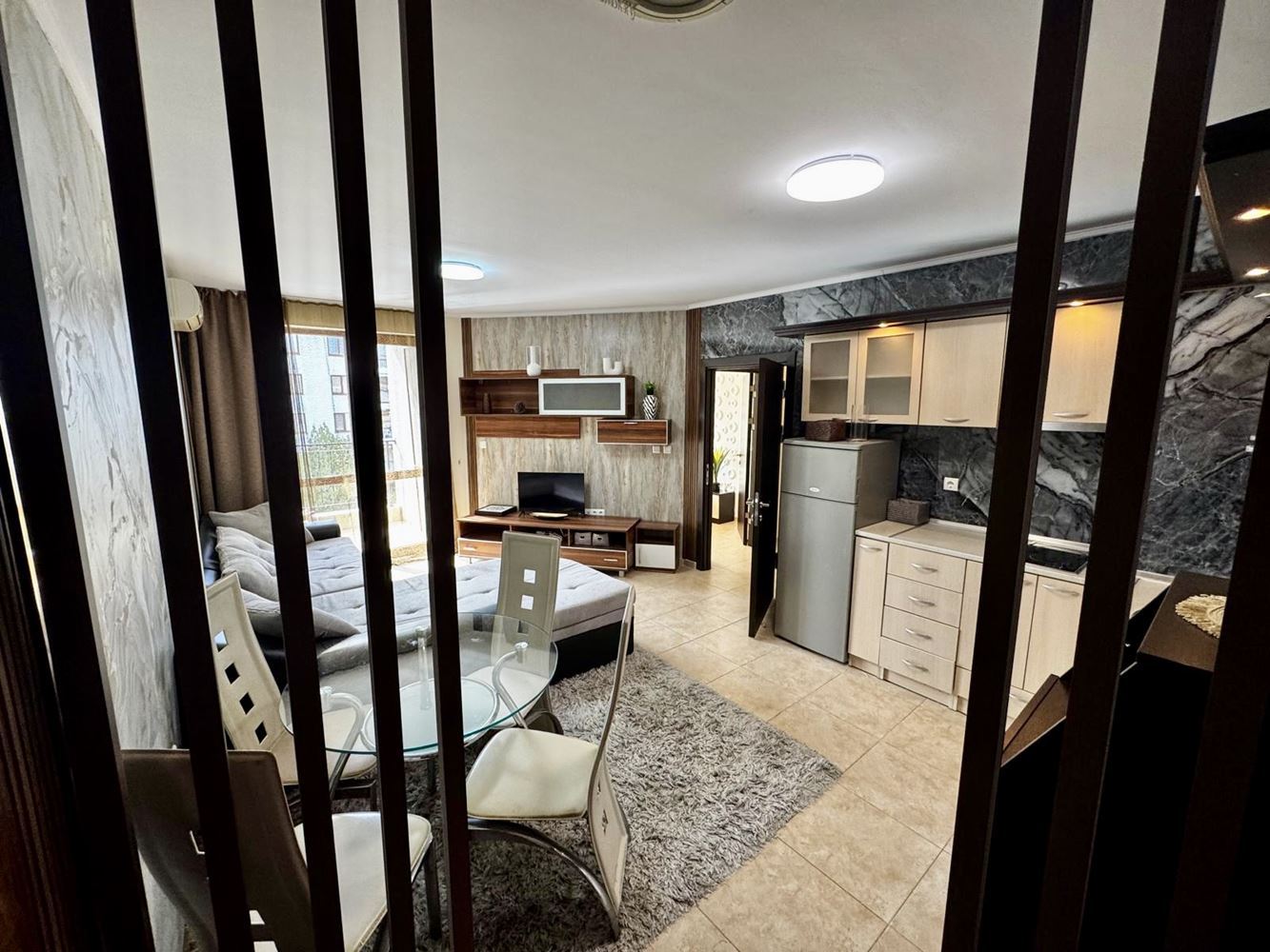Geräumige Wohnung mit einem Schlafzimmer und Poolblick in Nessebar
