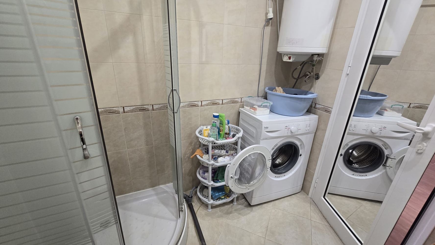 Zweizimmerwohnung mit Poolblick in Sveti Vlas – nur wenige Meter vom Meer entfernt