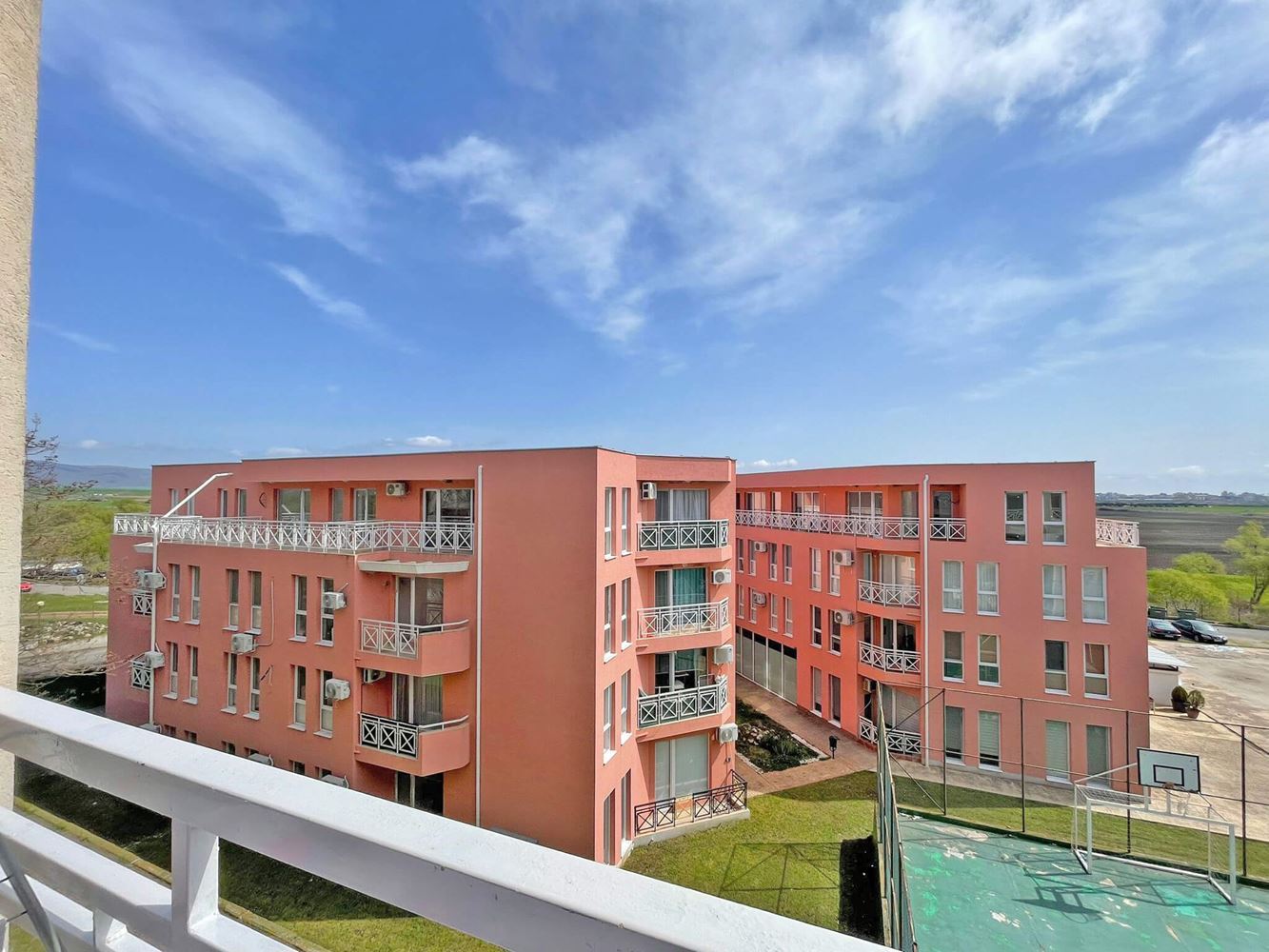 Gemütliche Einzimmerwohnung in einem modernen Komplex nahe Sonnenstrand – Komfort, Ruhe und hervorragende Annehmlichkeiten 