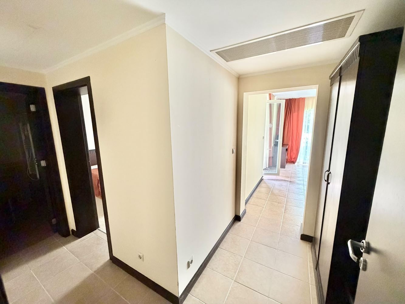 Erste Meereslinie in Pomorie – Wohnung mit einem Schlafzimmer in einer Luxus-Anlage am Südstrand