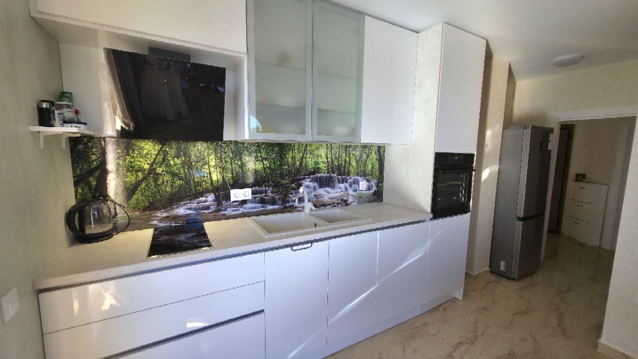 Penthouse mit beeindruckender Terrasse und Panoramablick – Stil und Raum auf der obersten Etage