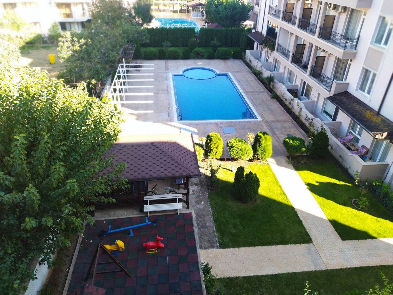 Studio in einer Anlage in Sonnenstrand – ausgezeichnete Investition und perfekter Ort für Erholung am Meer