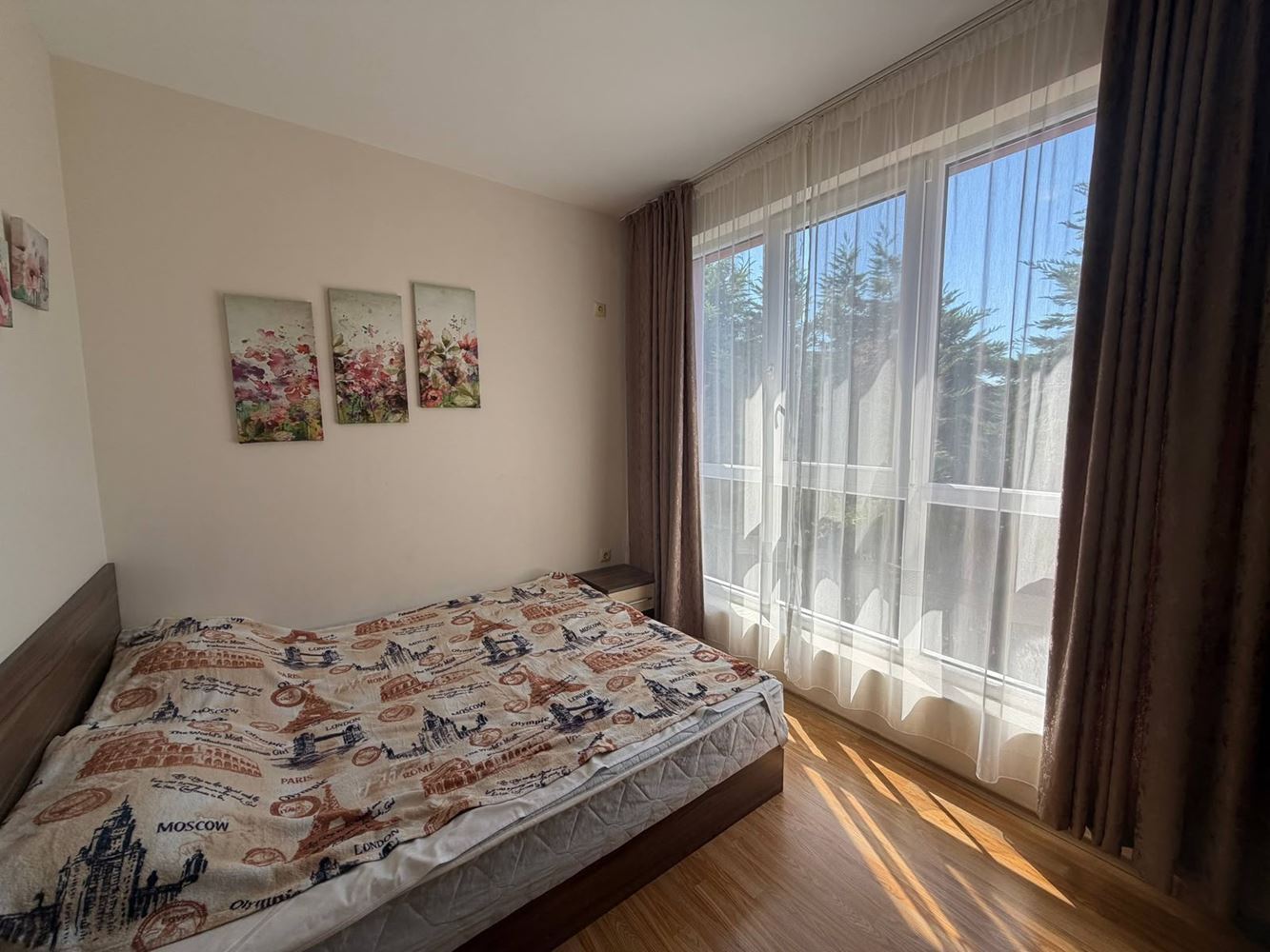 Wohnung mit einem Schlafzimmer im Herzen von Ravda – gemütliches Zuhause mit Blick ins Grüne