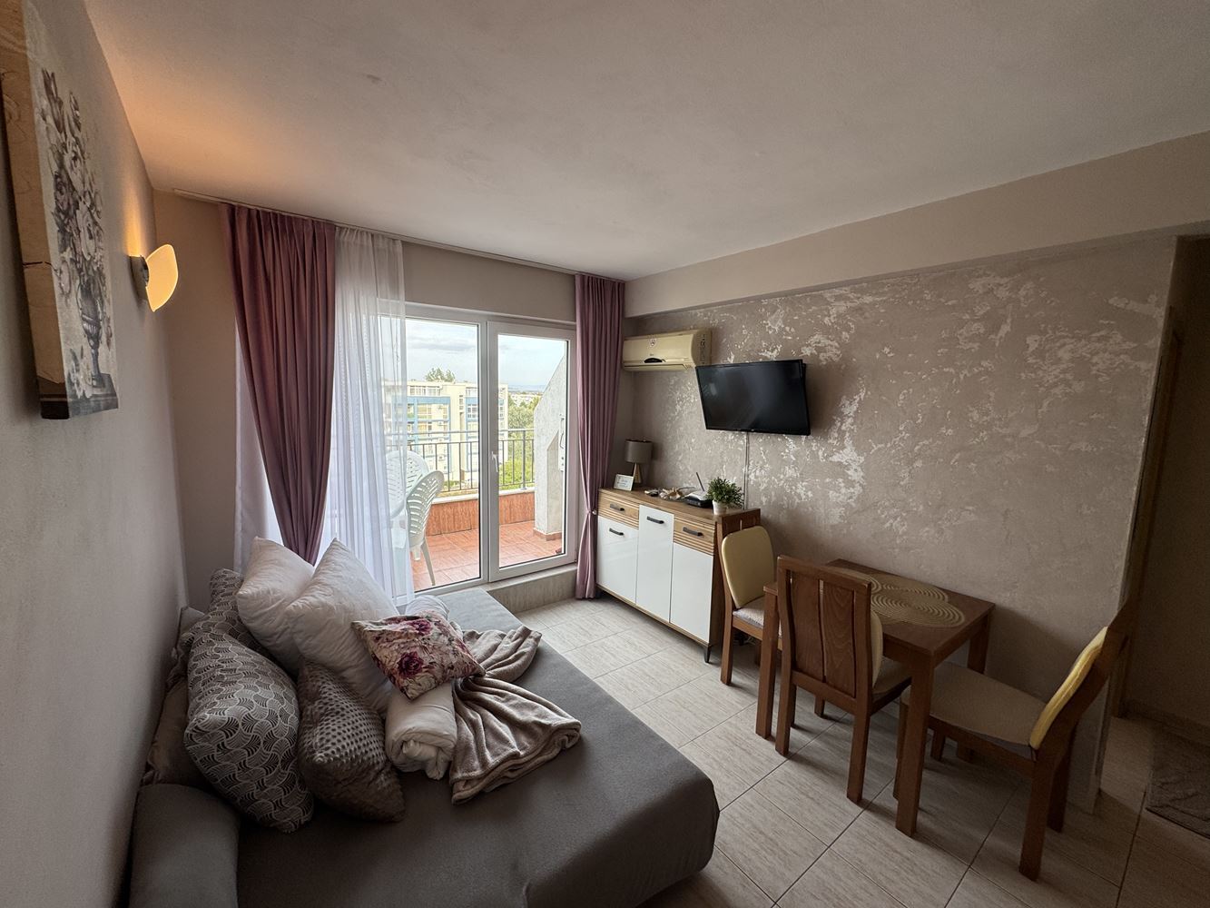 Wohnung mit einem Schlafzimmer und Panoramablick im Herzen von Sonnenstrand