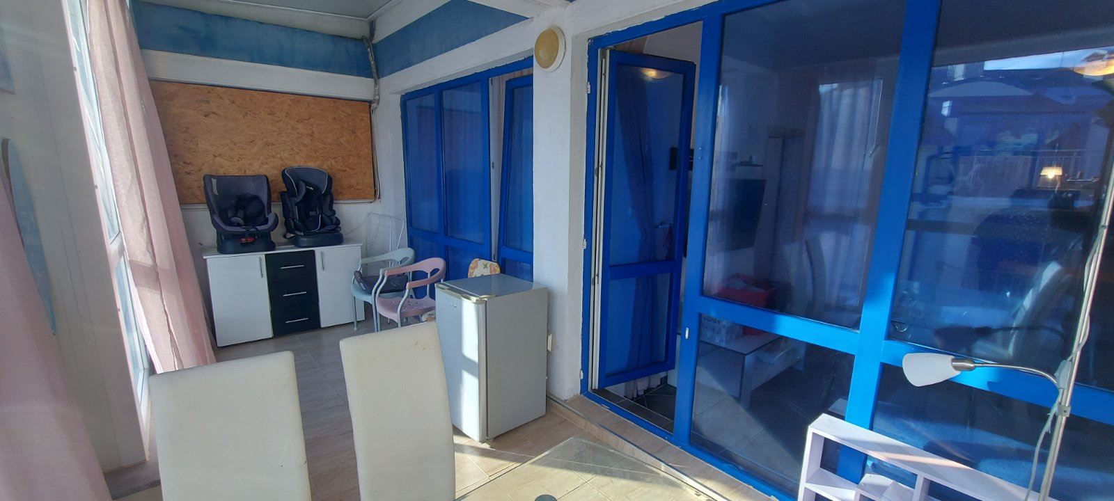 Pomorie – 3-Zimmer-Wohnung mit zwei Schlafzimmern und Meerblick in einer Anlage mit Swimmingpool und Parkplatz